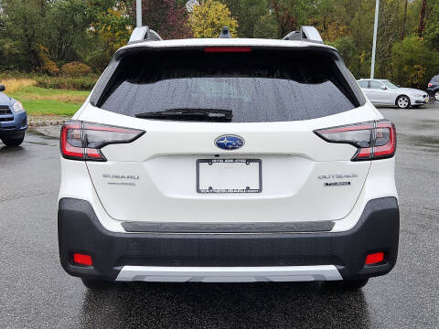 2023 Subaru Outback Touring