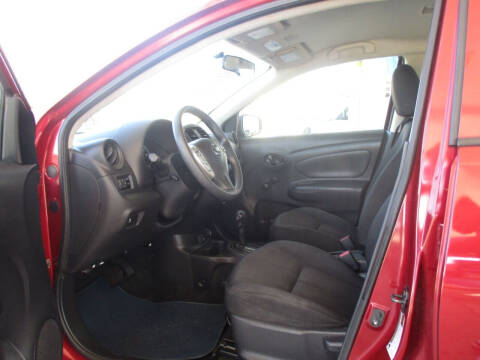 2019 Nissan Versa S Plus