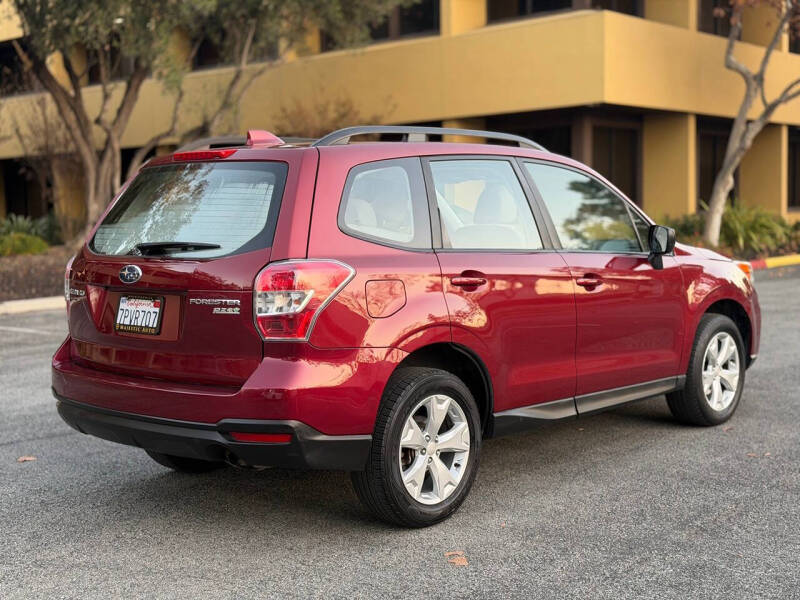 2016 Subaru Forester 2.5i
