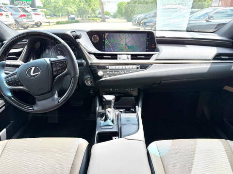 2021 Lexus ES 350
