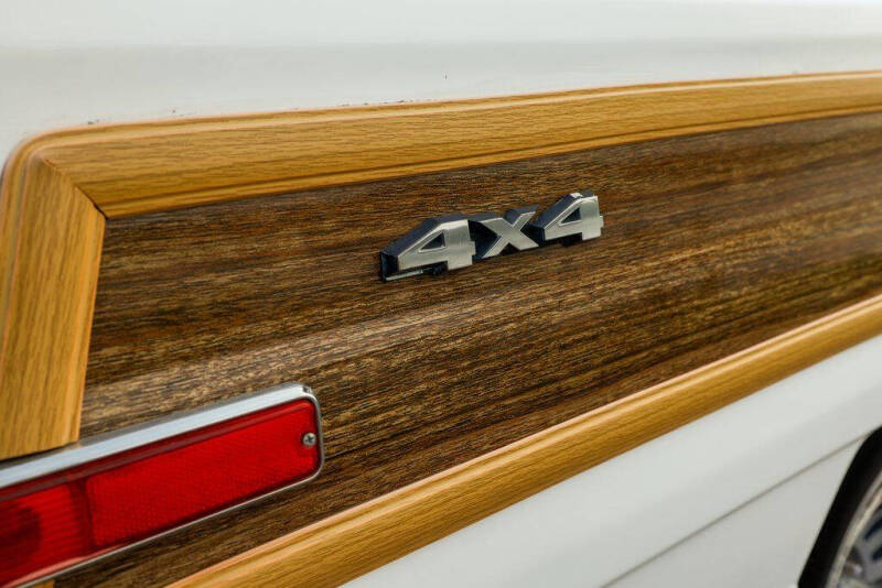 1989 Jeep Grand Wagoneer