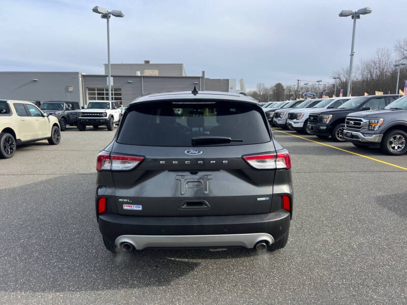 2020 Ford Escape SEL