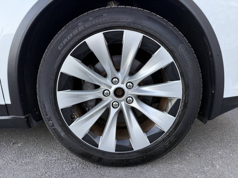 2020 Tesla Model X Long Range Plus