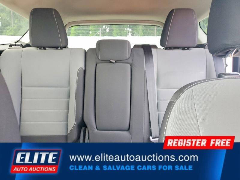 2016 Ford Escape SE