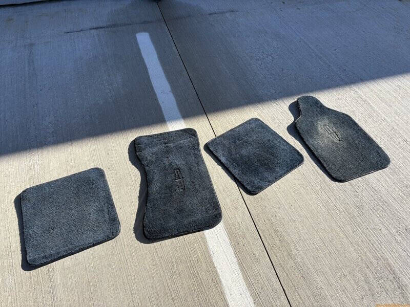 1989 Lincoln Mark VII LSC