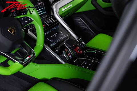 2022 Lamborghini Urus