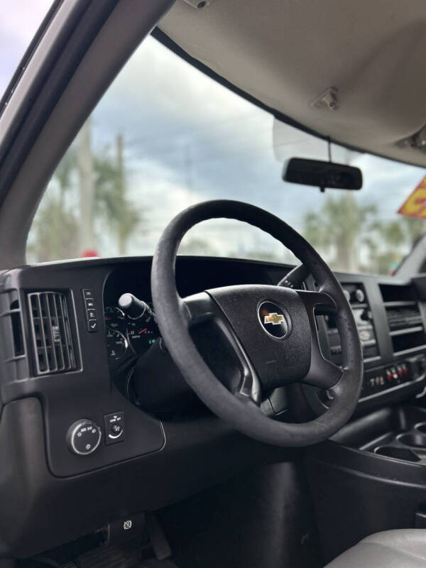 2015 Chevrolet Express 2500