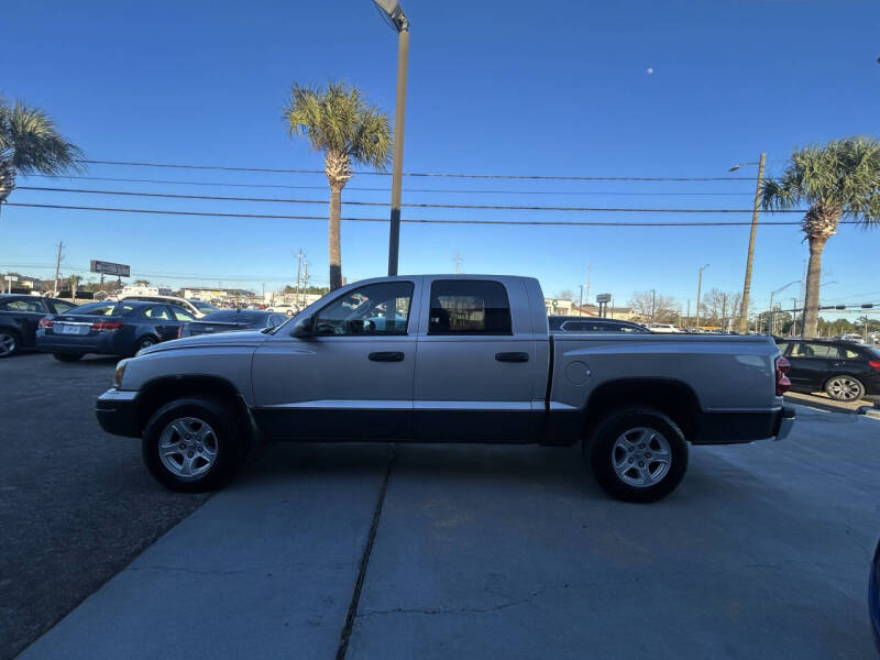 2006 Dodge Dakota SLT