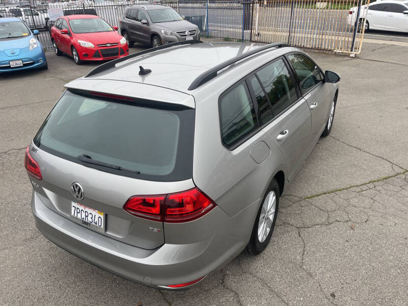 2016 Volkswagen Golf SportWagen TSI Limited Edition