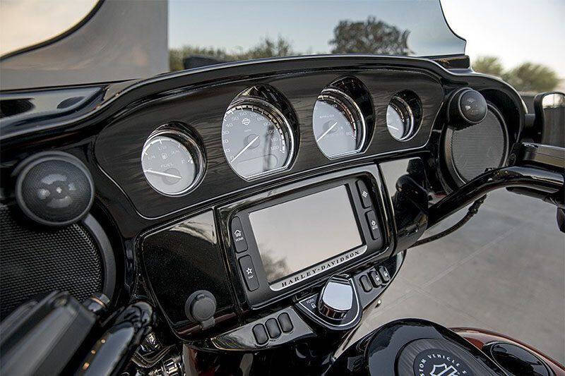 2017 Harley-Davidson CVO Street Glide