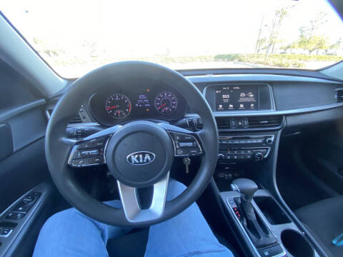 2019 Kia Optima LX