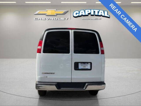 2022 Chevrolet Express 2500