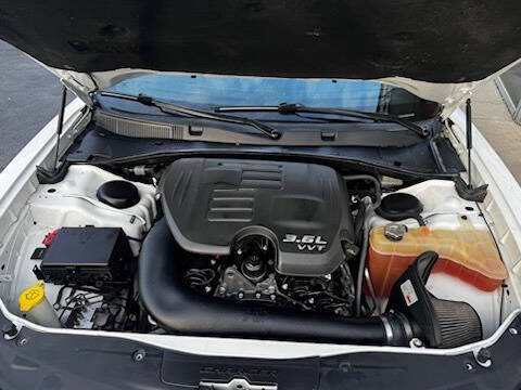 2016 Dodge Charger SXT