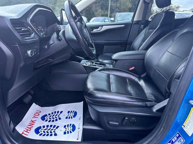 2020 Ford Escape SEL