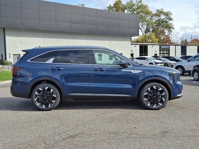 2025 Kia Sorento EX