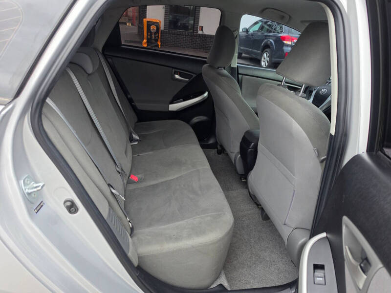 2012 Toyota Prius Two