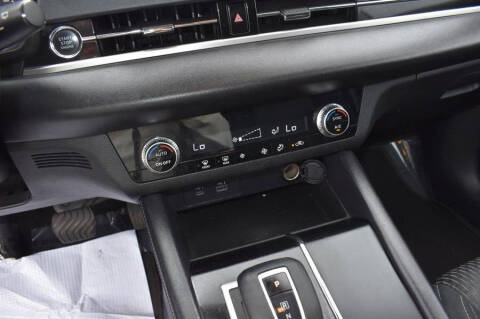2022 Mitsubishi Outlander ES