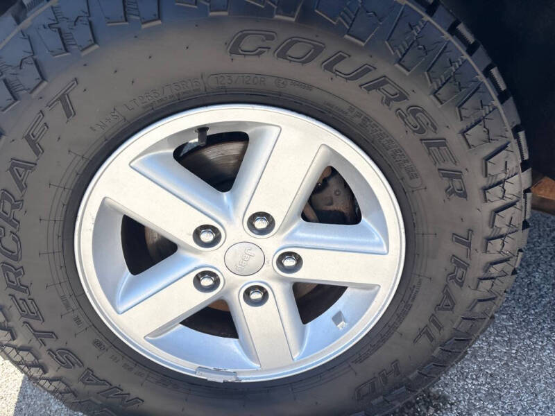 2007 Jeep Wrangler X - Photo 9
