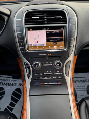 2019 Lincoln Nautilus Reserve