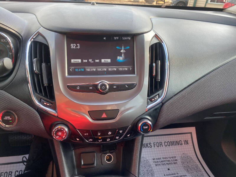 2017 Chevrolet Cruze LT Auto