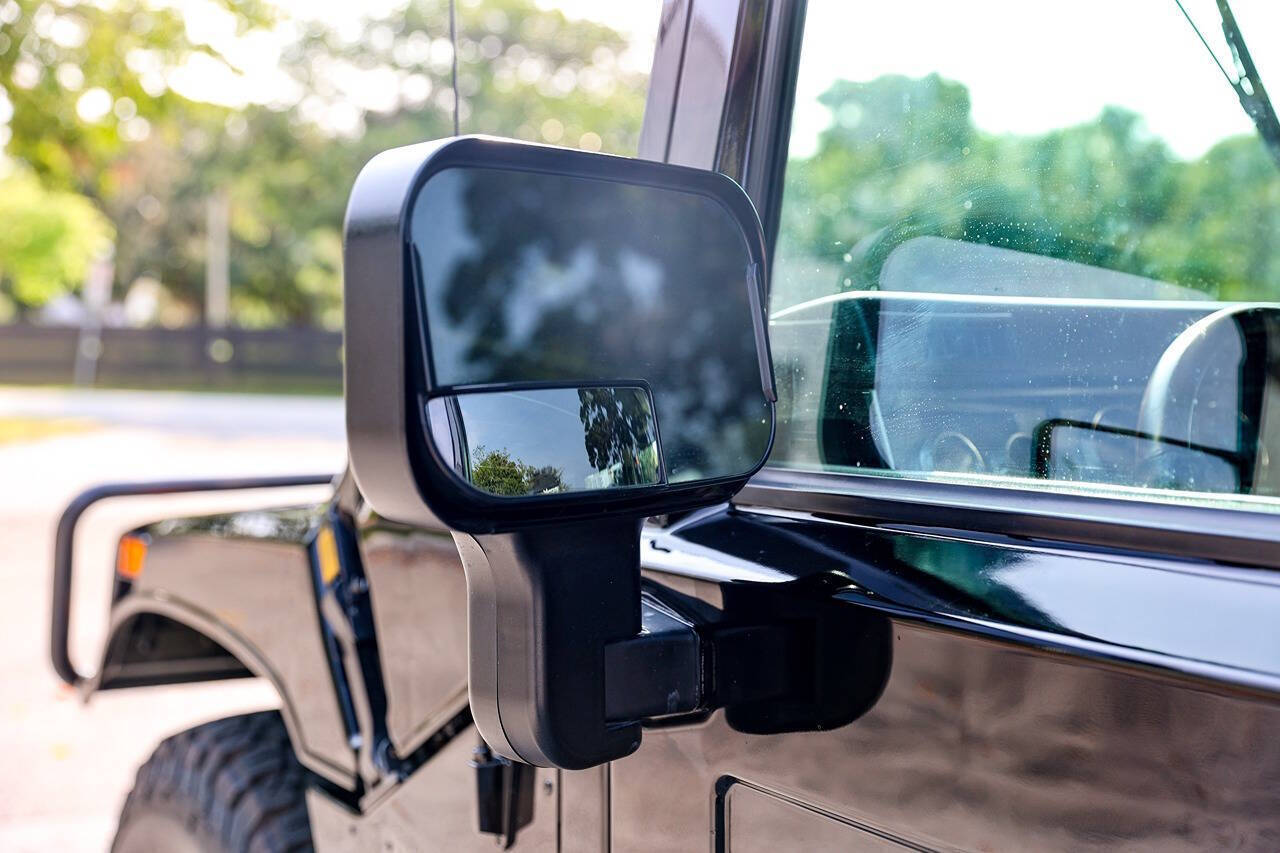 2004 HUMMER H1 37