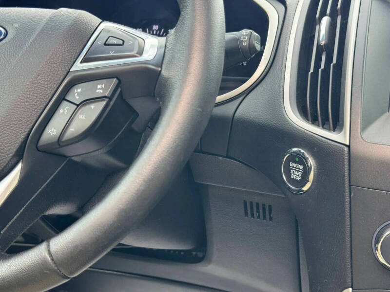 2019 Ford Edge SEL