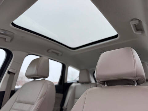 2015 Ford C-MAX Hybrid SEL