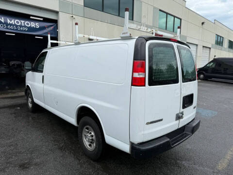 2021 Chevrolet Express 2500