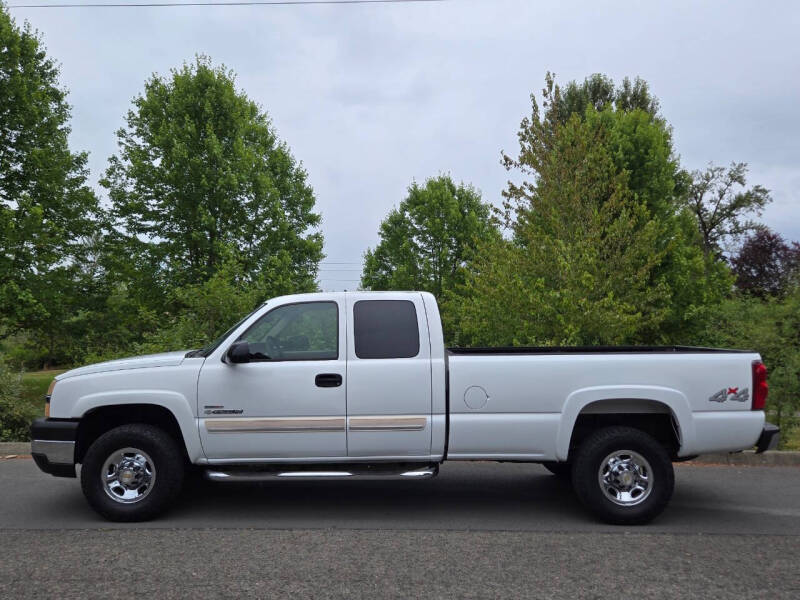 2003 Chevrolet Silverado 2500HD LS