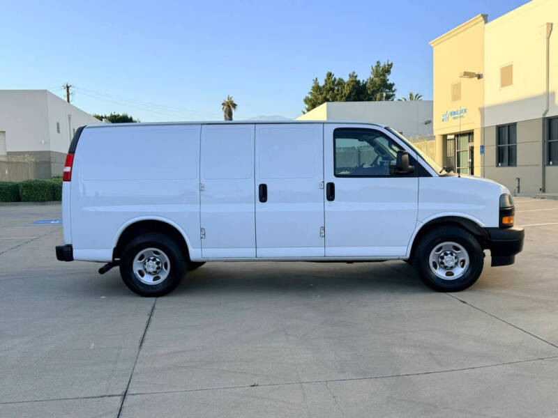 2021 Chevrolet Express 2500