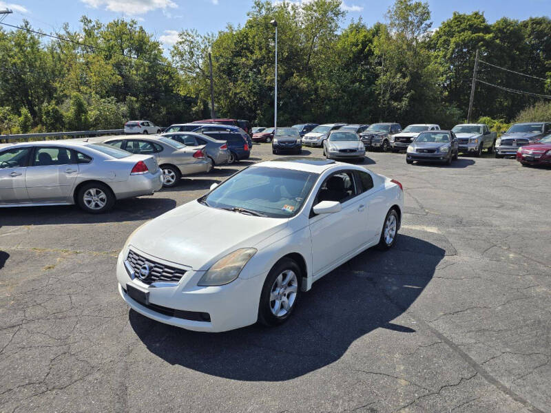 2009 Nissan Altima for sale at J & S Snyder's Auto Sales & Service in Nazareth PA