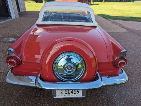 1956 Ford Thunderbird