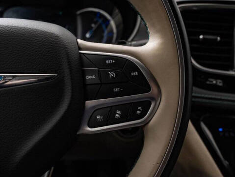 2018 Chrysler Pacifica Hybrid Limited