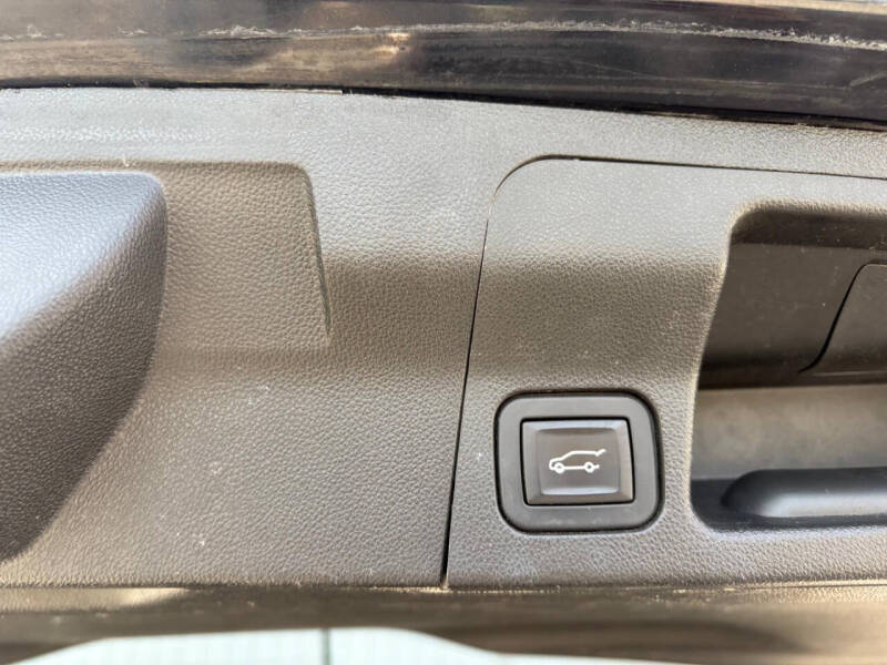 2017 GMC Acadia SLE-2