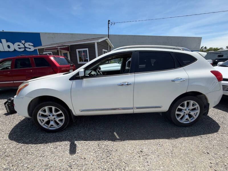 2013 Nissan Rogue SV w/SL Package