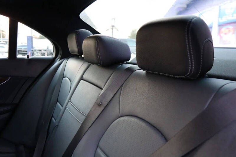 2018 Mercedes-Benz C-Class C 300