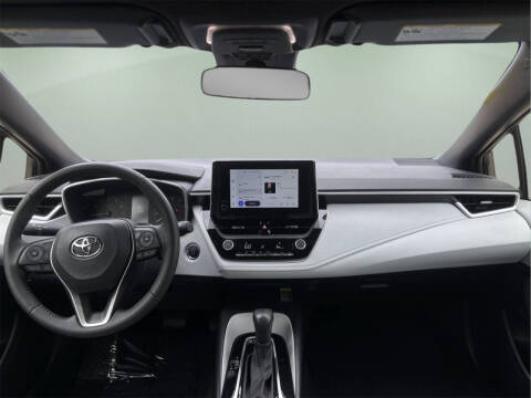 2024 Toyota Corolla Hatchback SE