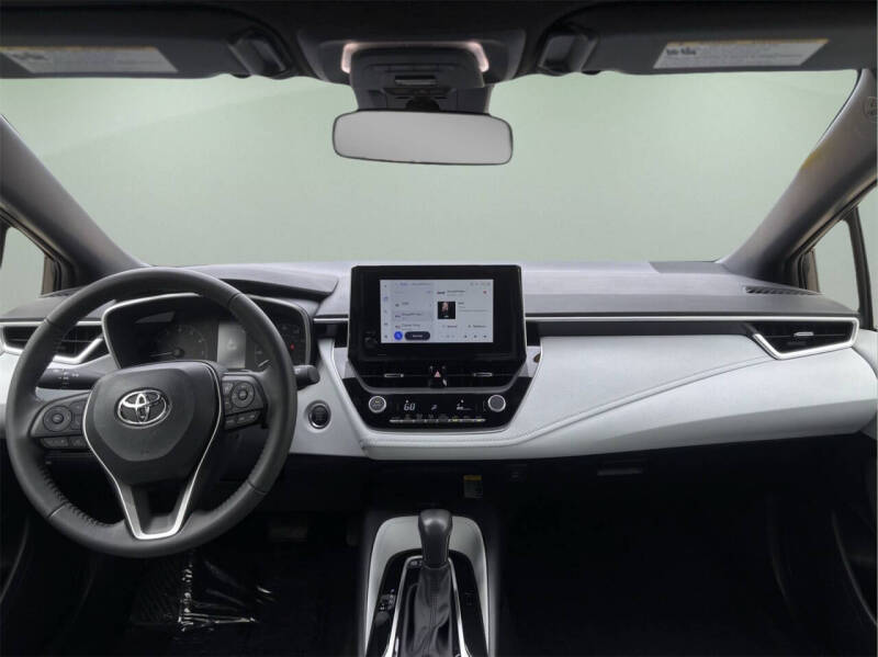 2024 Toyota Corolla Hatchback SE