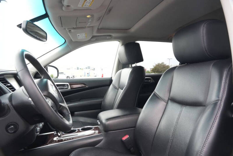 2016 Nissan Pathfinder Platinum