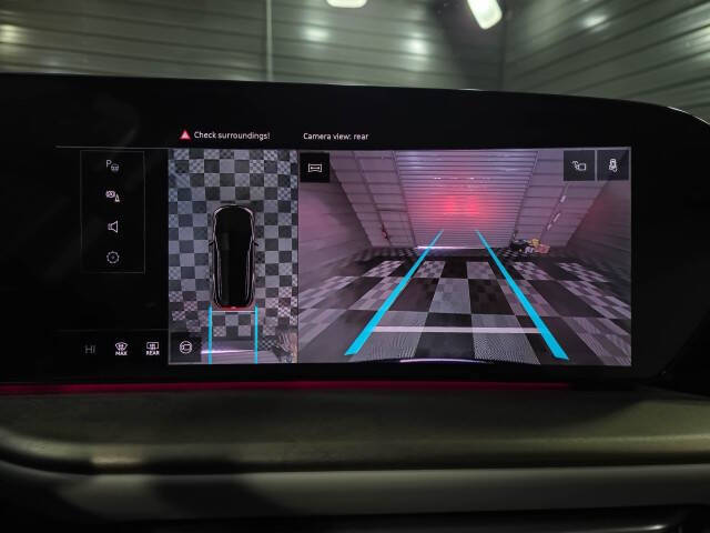 2025 Audi Q5 quattro Prestige TFSI