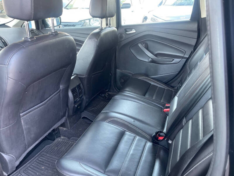 2017 Ford C-MAX Energi Titanium