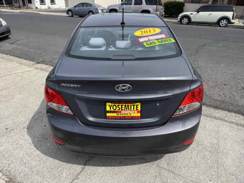 2013 Hyundai Accent GLS