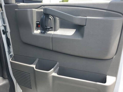 2023 GMC Savana 2500