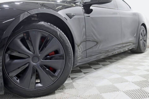 2023 Tesla Model S Plaid