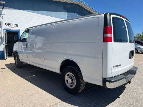 2021 Chevrolet Express 3500