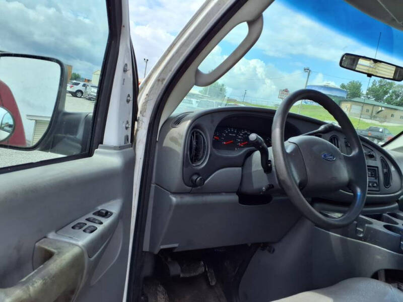 2008 Ford E-Series E-150