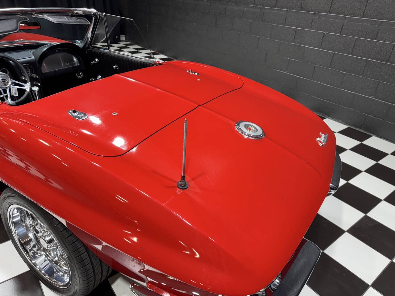 1964 Chevrolet Corvette 24