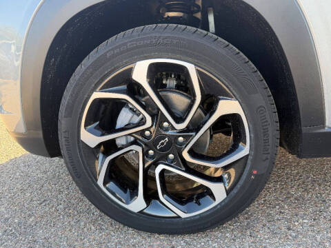 2025 Chevrolet Trax RS