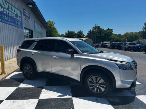 2023 Nissan Pathfinder S