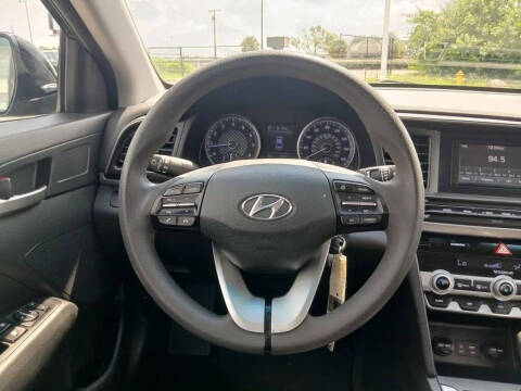 2020 Hyundai Elantra